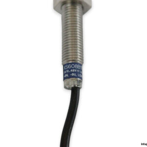 telemecanique-XS608B1NBL2-inductive-proximity-sensor-new-2
