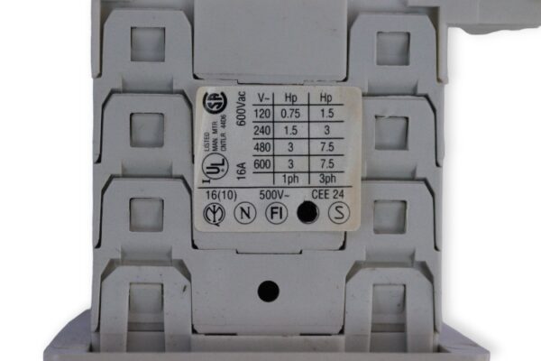 sprecher-schuh-LA-2-16-1753_Q-on_off-switch-body-(New)-2