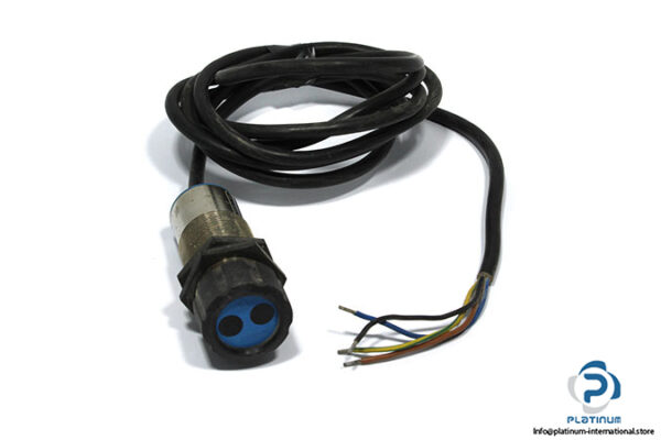 wenglor-UF88XD-photoelectric-reflex-sensor