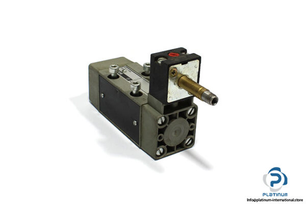 bosch-0-820-024-991-single-solenoid-valve-with-coil