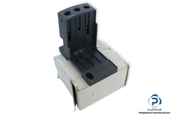 telemecanique-LAD7B10-terminal-block-(new)