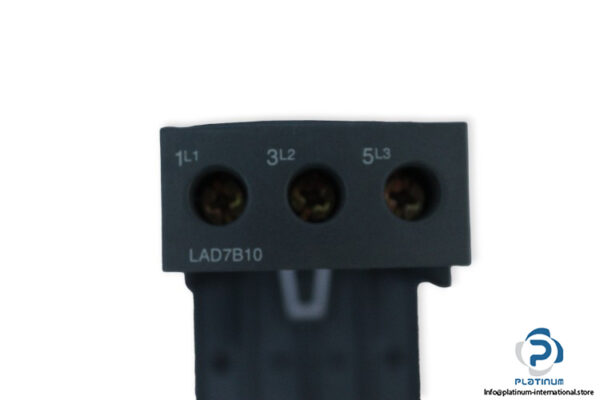 telemecanique-LAD7B10-terminal-block-(new)-1