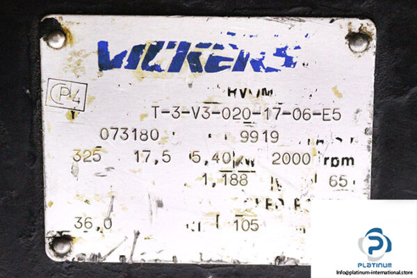 vickers-T-3-V3-020-17-06-E5-servo-motor-used-2