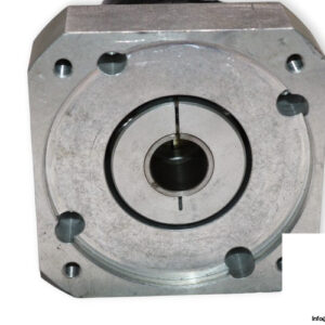 10950542-right-angle-gearbox-used-1