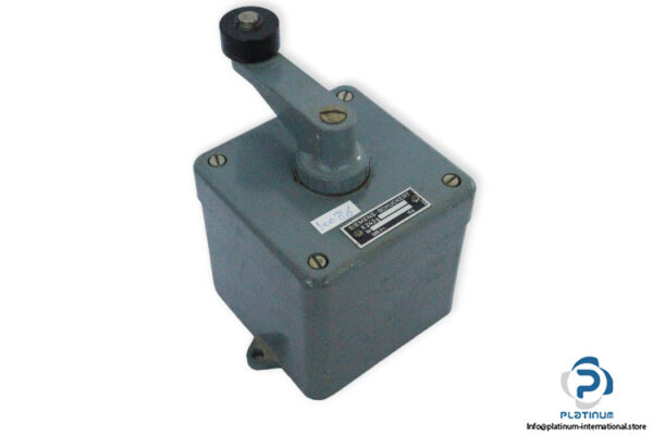siemens-schuckert-K243G-limit-switch-(Used)