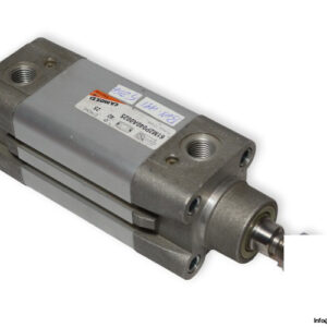 camozzi-61M2P040A0025-compact-cylinder-(used)