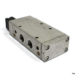 bosch-0-820-032-990-single-solenoid-valve-1