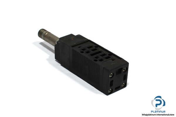 univer-ad2000-single-solenoid-valve-1