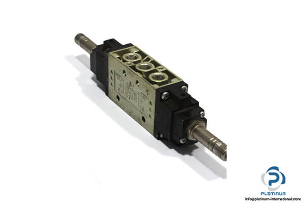 univer-ac-7520-single-solenoid-valve-used-1