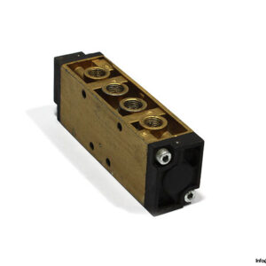 pneumax-878_2-52-1-8-air-pilot-valve-1