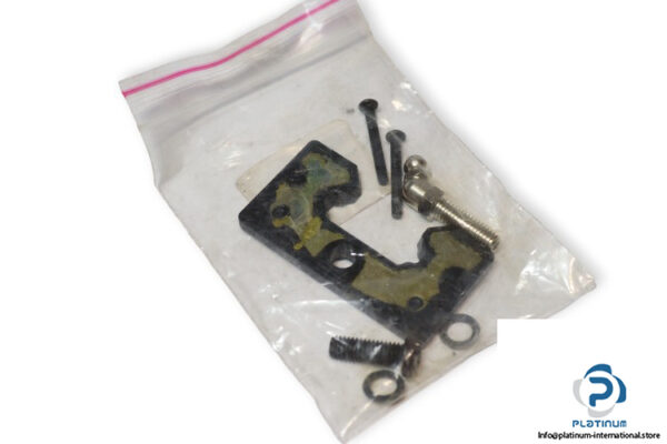 skf-LLTHZ-30-S7-C001-profile-rail-guides-(new)-(carton)