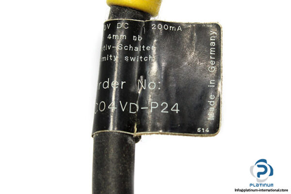 wenglor-ic04vd-p24-inductive-sensor-3