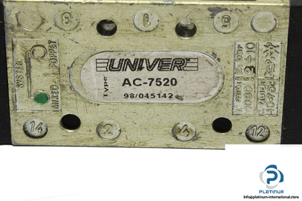 univer-ac-7520-single-solenoid-valve-used-2
