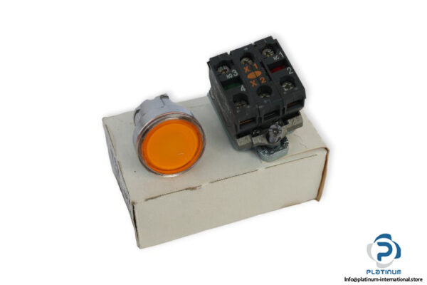 schneider-electric-XB4-BW35B5-illuminated-push-button-(new)