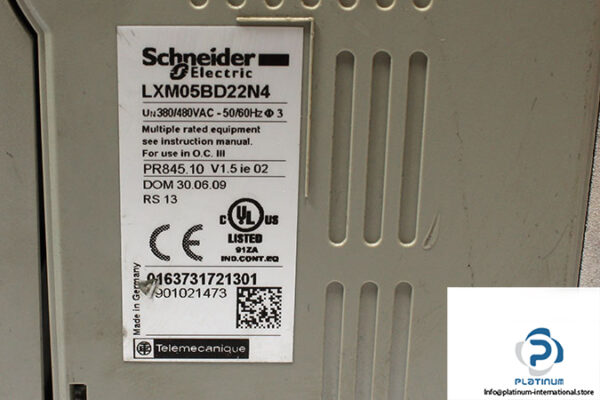 schneider-lxm05bd22n4-motion-servo-drive-3