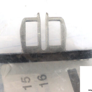 schmersal-AZ-15_16-B1-KPL-straight-actuator-key-(new)-1