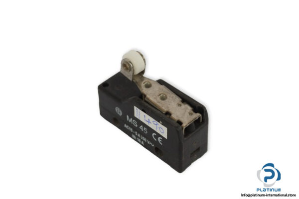 pizzato-MS-45-micro-switch-(Used)