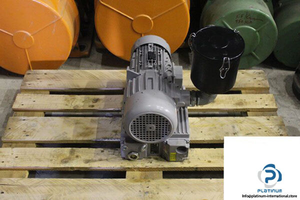 dvp-lc-60-vacuum-pump-1