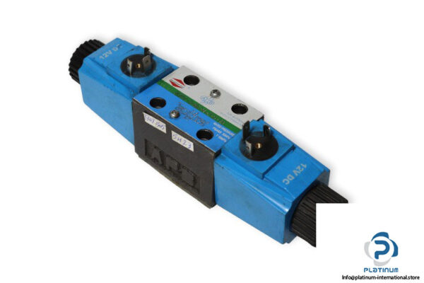 motor-oil-DG4V-3-8C-M-U-G-40-solenoid-operated-directional-valve-new