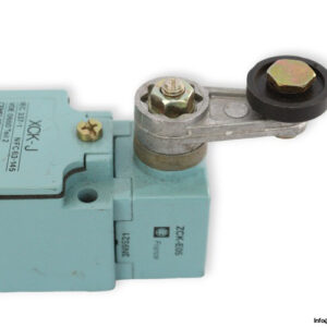 telemecanique-ZCK-J2_ZCK-E05-limit-switch-(New)-1