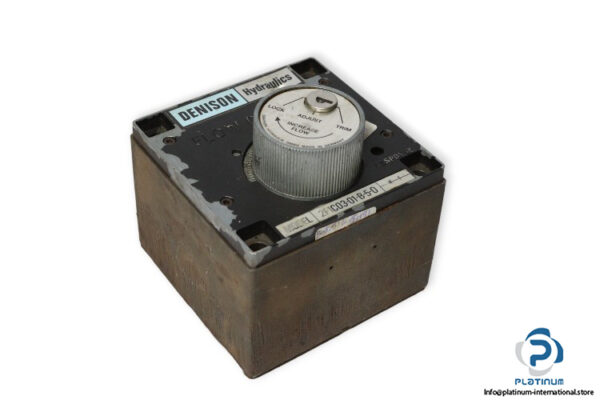 Denison-2F1C03-01-B-5-0-flow-control-valve-(used)