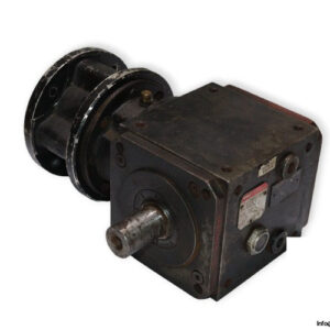 lenze-ML230-MDFKSR071-33-gearmotor-used