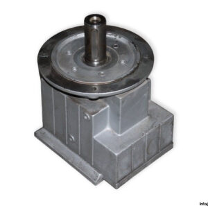 lenze-GST09-2M-VCK-helical-gearbox-used