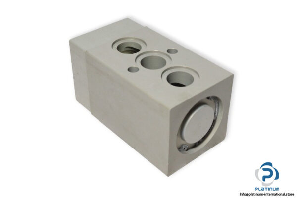 Eugen-seitz-113-148-00-pneumatic-actuated-valve-(new)-1