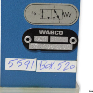 Wabco-3712052000-pneumatic-actuated-valve-(new)-1