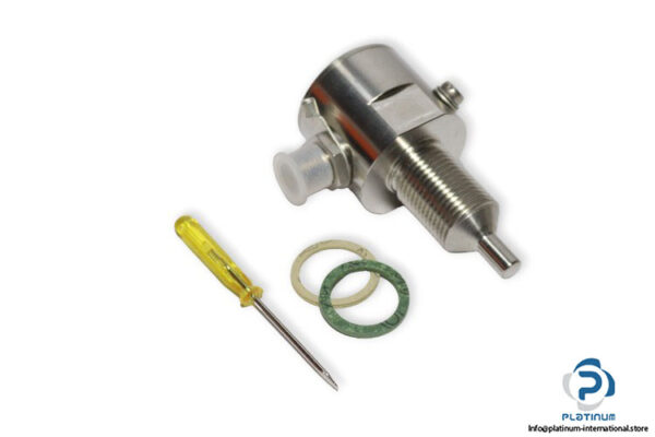 turck-FCS-GL1_2A4-AP8X-H1141_D023-flow-monitoring-(new)