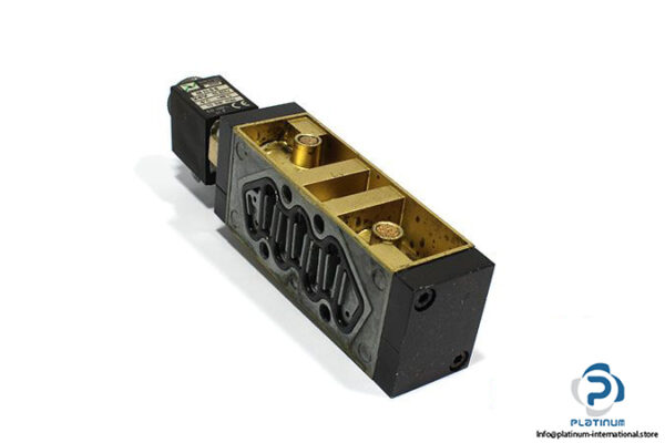 pneumax-878_4-52-single-solenoid-valve-1