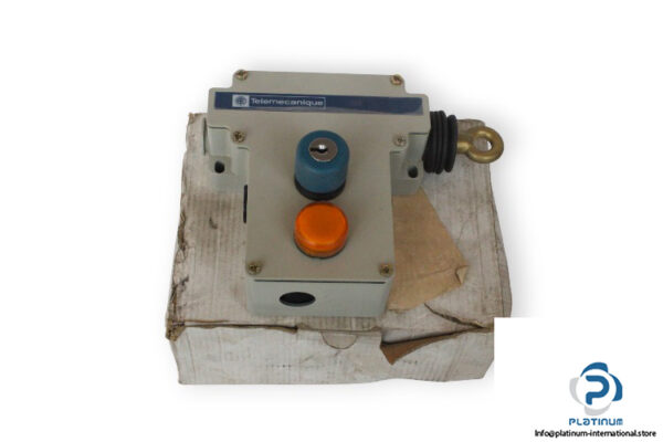 telemecanique-xy2-ce5d496-latching-emergency-new