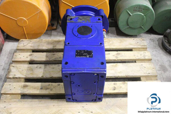 rossi-mr-ci-160-uo2a-bevel-helical-gear-motor-3