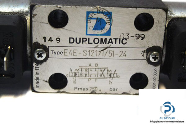 diplomatic-e4e-s121_i_51-24-directional-control-valve-1