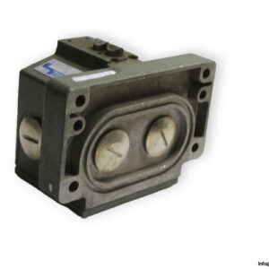 balluff-bns-519-b2-d12-100-11-limit-switch