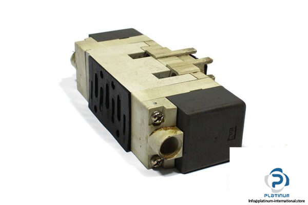 smc-vq7-6-fg-d-3zr-q-double-solenoid-valve-1