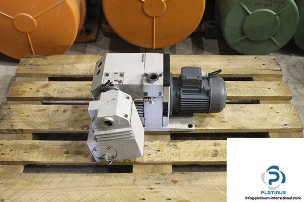 leybold-trivac-S16B-rotary-vane-vacuum-pump