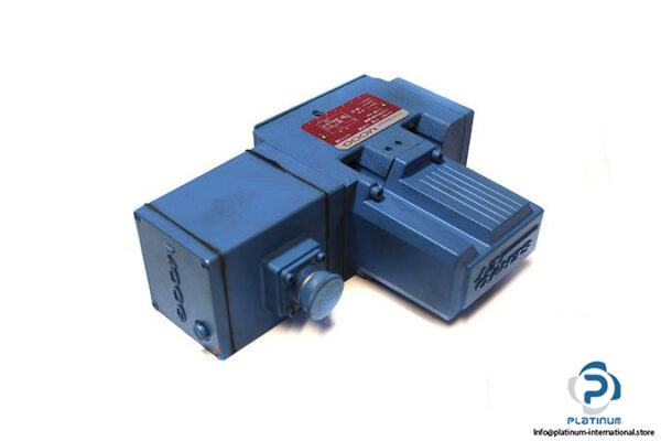 moog-d661-1918e-servo-proportional-control-valve