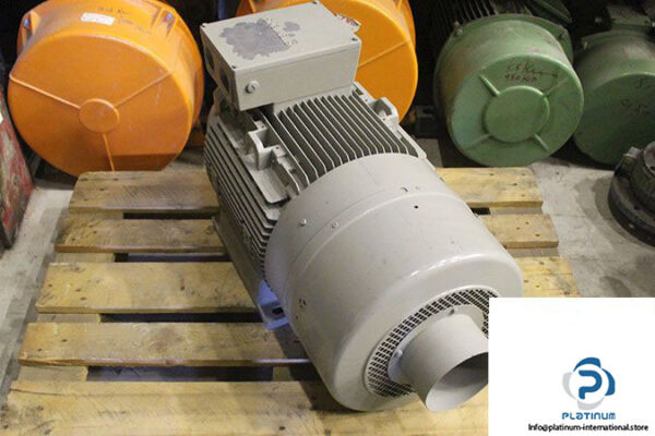 siemens-1la5207-4aa10-z-3-phase-e-motor-2