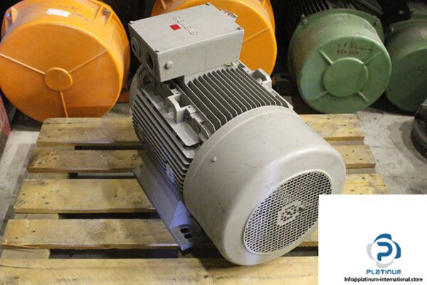 siemens-1la52204aa10-z-3-phase-e-motor-2