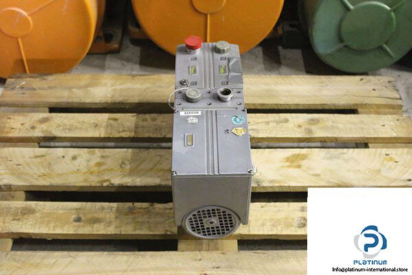 varian-hs-652-dual-stage-rotary-vane-vacuum-pump-3