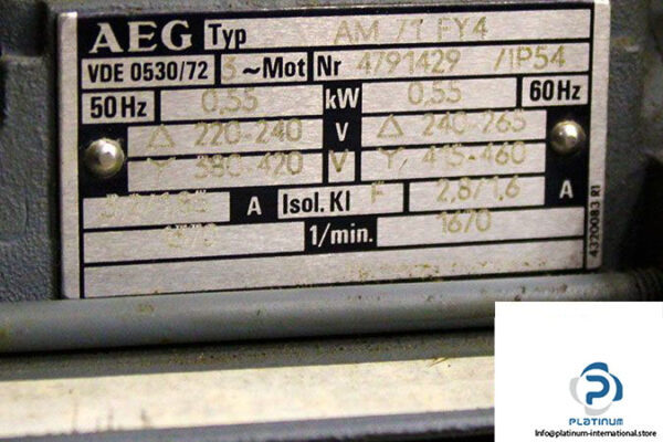 leybold-trivac-s16b-rotary-vane-vacuum-pump-4