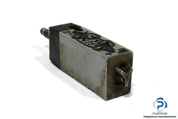 walter-pneumatik-sxe-9561-180-single-solenoid-valve-1