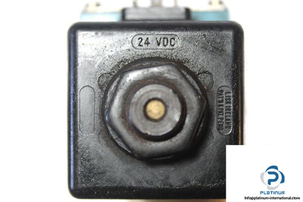abex-denison-3d02-34-111-01-01-00a1-0q327-solenoid-operated-directional-valve-2