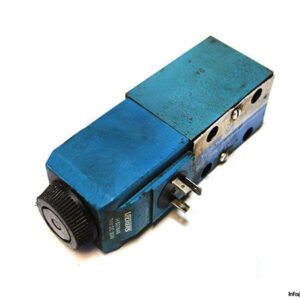 vickers-DG4V-3-2A-VM-U-H7-60-solenoid-operated-directional-valve