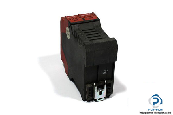 telemecanique-xpsak311144p-emergency-stop-1-2