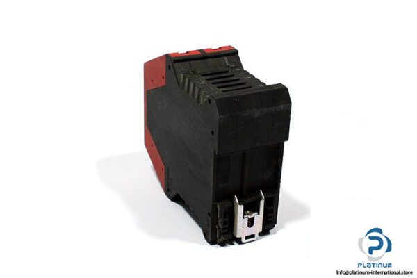 schneider-xpsate5110-emergency-stop-1