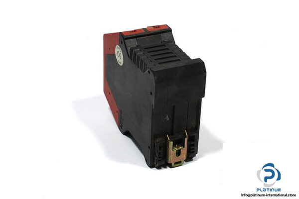 telemecanique-xpsak311144p-emergency-stop-1