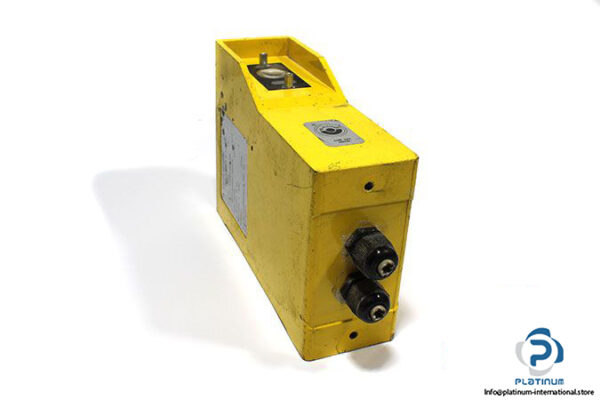 leuze-SLS-89_7-E.3-230V-through-beam-safety-light-barrier-receiver