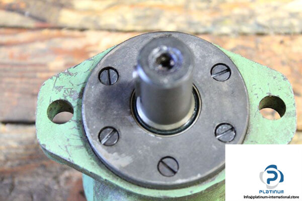 danfoss-omr-160-151-0213-4-hydraulic-motor-2